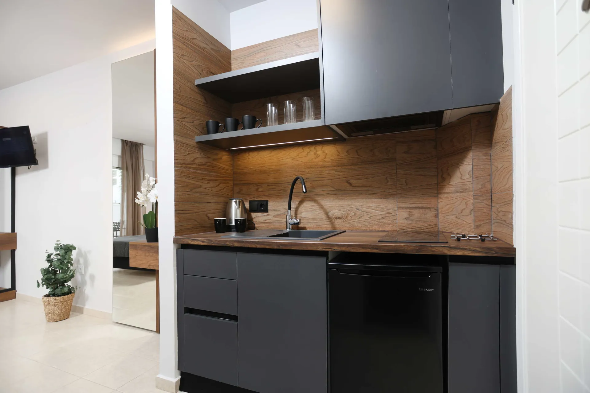 Tiara Holidays - Danae Comfort Living - Comfort Studio with balcony kuhinja